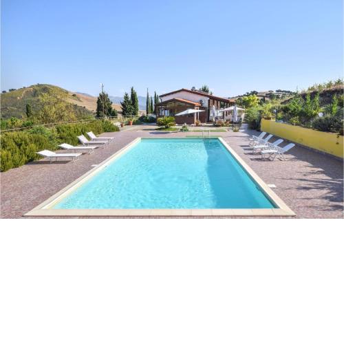 Stunning home in Caccamo with Outdoor swimming pool, WiFi and 4 Bedrooms