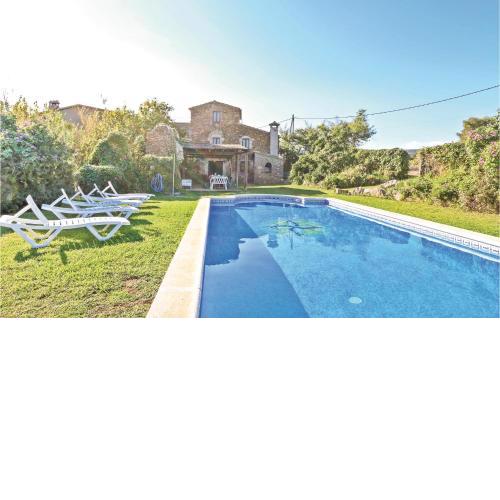 Stunning Home In Calonge With Wifi, Outdoor Swimming Pool And Swimming Pool