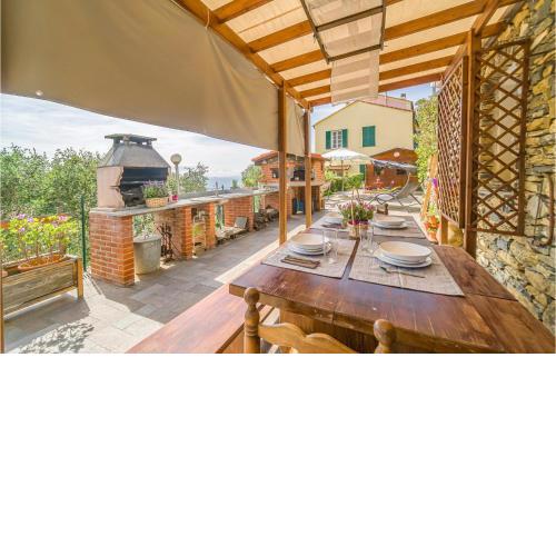 Stunning home in Camogli with WiFi and 2 Bedrooms