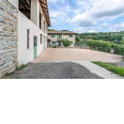 Stunning Home In Castino With Wifi And 4 Bedrooms 2