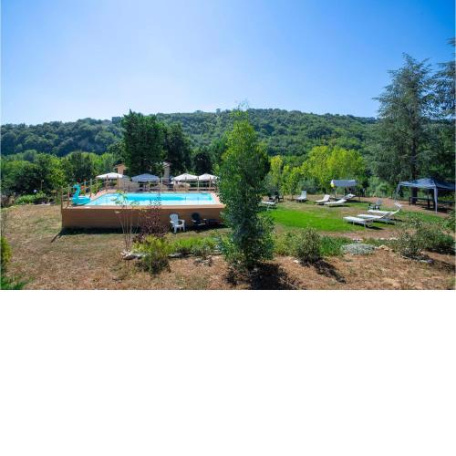 Stunning Home In Civitaquana With Outdoor Swimming Pool, Wifi And 1 Bedrooms