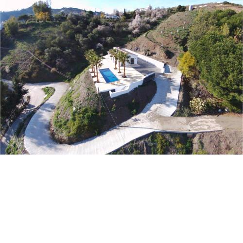 Stunning Home In Cmpeta With 2 Bedrooms, Wifi And Private Swimming Pool