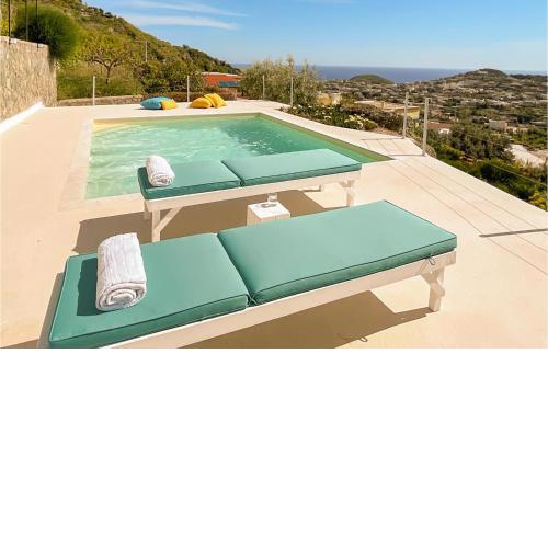 Stunning Home In Forio With Jacuzzi, Wifi And Outdoor Swimming Pool