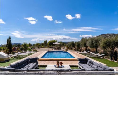 Stunning Home In Jijona With Outdoor Swimming Pool, Wifi And 5 Bedrooms