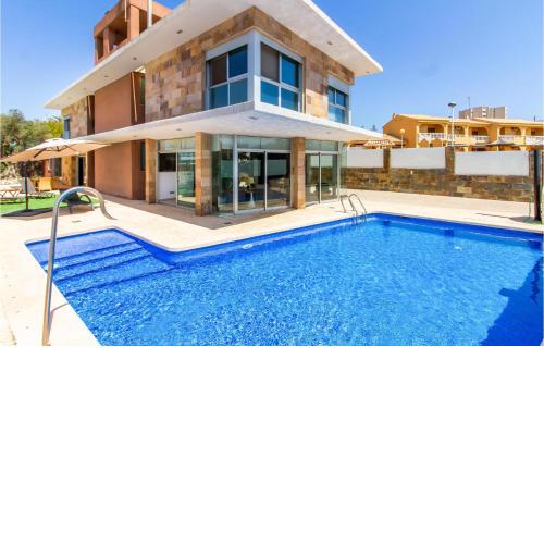 Stunning Home In La Manga With Private Swimming Pool, 4 Bedrooms And Swimming Pool