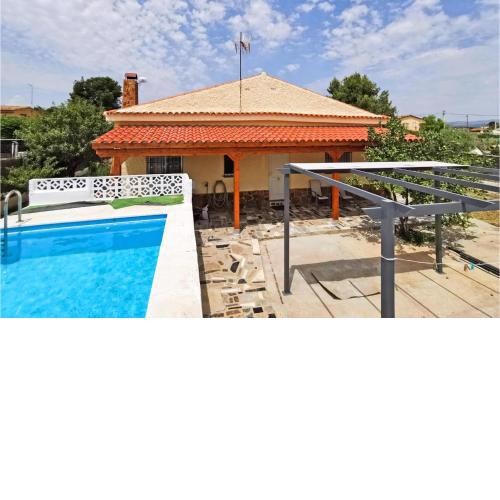 Stunning Home In Liria With Wifi, Private Swimming Pool And Outdoor Swimming Pool