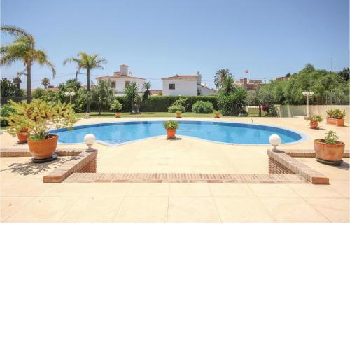 Stunning Home In Marbella With 4 Bedrooms, Wifi And Outdoor Swimming Pool