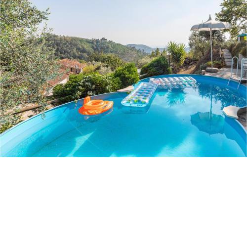Stunning home in Marliana with WiFi, 2 Bedrooms and Outdoor swimming pool