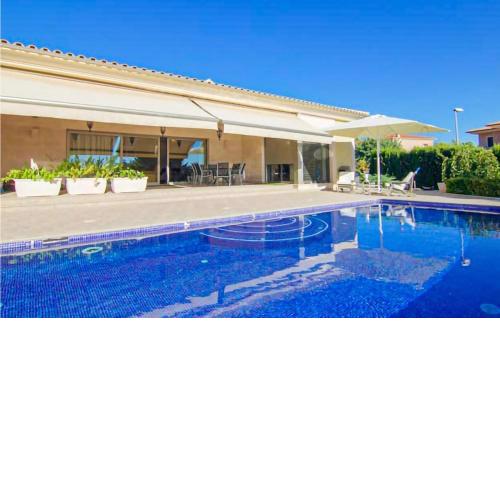 Stunning Home In Marraxinet With Wifi, Outdoor Swimming Pool And Swimming Pool