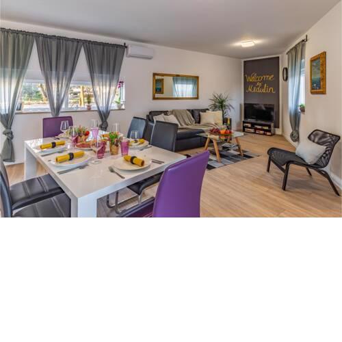 Stunning home in Medulin w/ Outdoor swimming pool, WiFi and Outdoor swimming pool