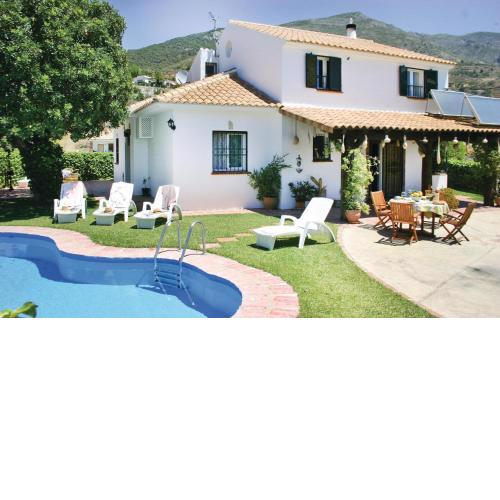 Stunning Home In Mijas With 4 Bedrooms, Private Swimming Pool And Outdoor Swimming Pool