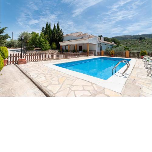 Stunning Home In Montefrio With 5 Bedrooms, Wifi And Private Swimming Pool