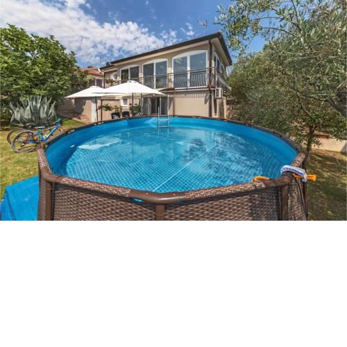 Stunning home in Nova Vas with WiFi and 2 Bedrooms