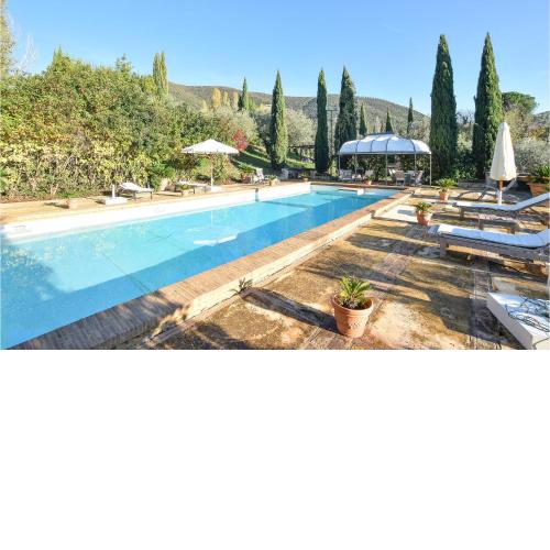 Stunning Home In Poggio Catino With 3 Bedrooms, Outdoor Swimming Pool And Heated Swimming Pool