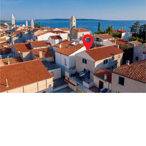 Stunning home in Rab with WiFi and 3 Bedrooms