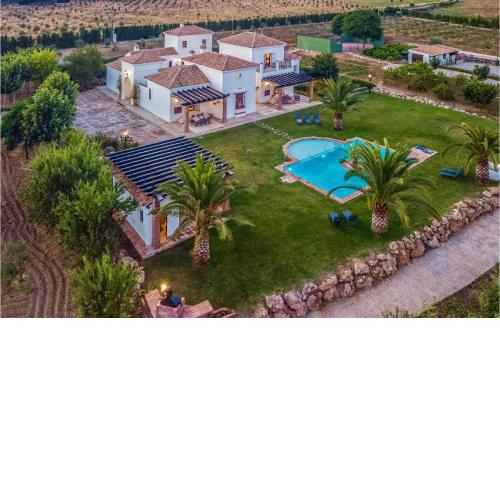 Stunning Home In Ronda With Wifi, Swimming Pool And Private Swimming Pool