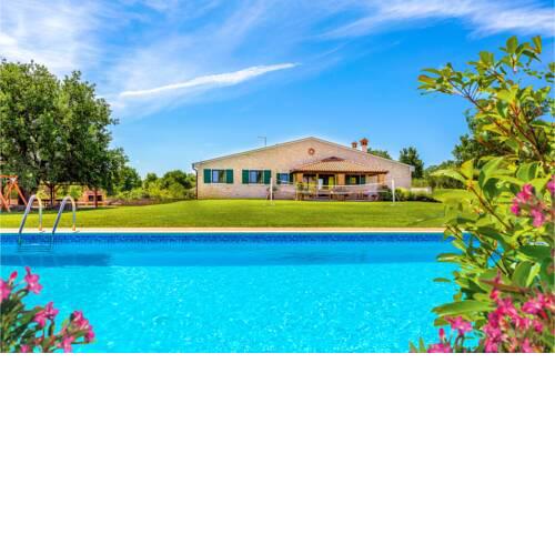 Stunning home in Rovinj with Outdoor swimming pool, WiFi and Outdoor swimming pool