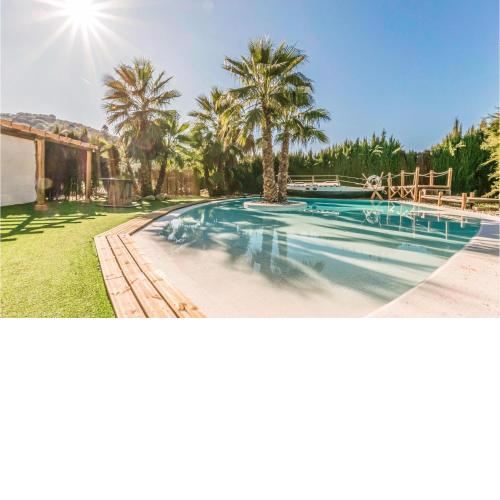 Stunning Home In Rute With 2 Bedrooms, Jacuzzi And Wifi