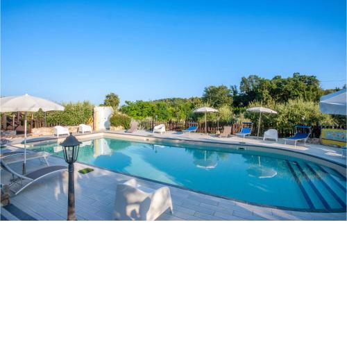 Stunning home in San Giovanni with Outdoor swimming pool, Jacuzzi and WiFi