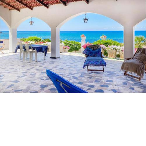 Stunning Home In Santa Croce Camerina With Wifi And 5 Bedrooms