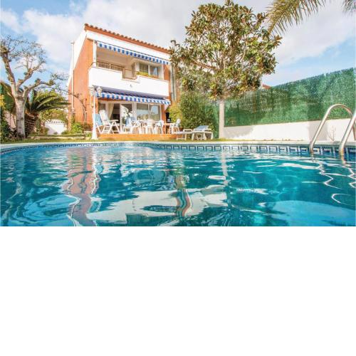 Stunning Home In Santa Susanna With Wifi, Outdoor Swimming Pool And Swimming Pool