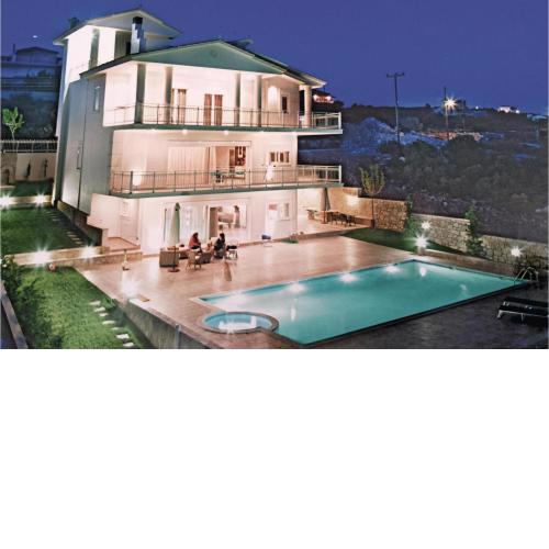 Stunning Home In Theologos With 6 Bedrooms, Wifi And Swimming Pool