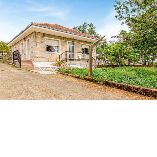Stunning home in Verín with WiFi and 4 Bedrooms
