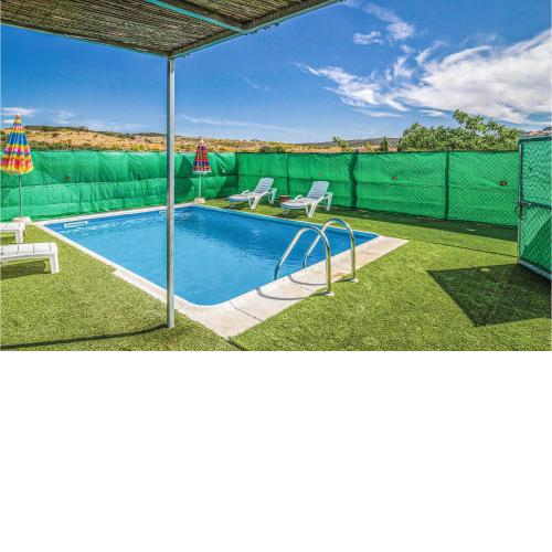 Stunning home in Villanueva del Rosario with 6 Bedrooms, Private swimming pool and Outdoor swimming pool
