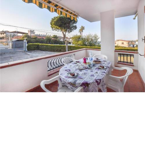 Stunning home in Zambrone with WiFi and 2 Bedrooms