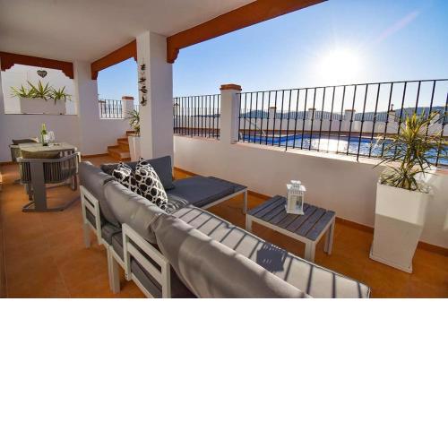 Stunning new apartment with fabulous views