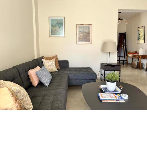 Stunning Penthouse Combo near Glyfada - free Parking