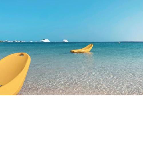 Stunning pool view 1bed with private beach, Veranda, Sahl Sasheesh