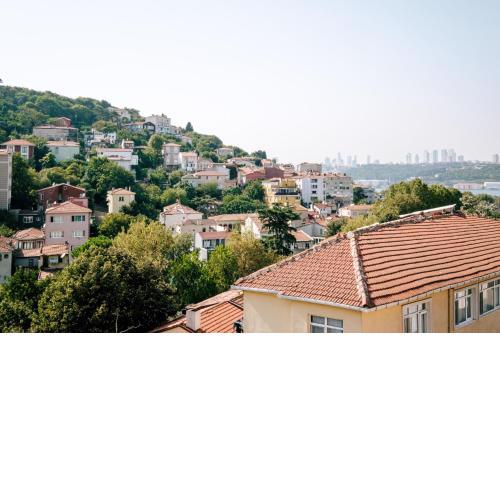 Stunning Sea View Loft 5 min to Park in Kuzguncuk