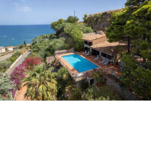 Stunning seaview villa