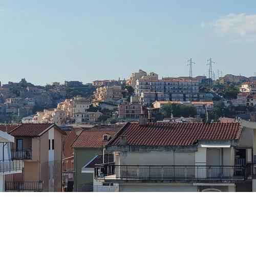Stunning views, 2-Bed Apartment in Scalea