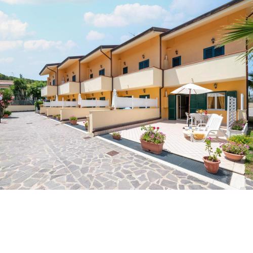 Stunning Villa in Paestum with Shared Swimming Pool