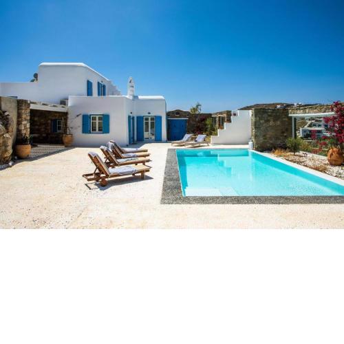 Stunning Villa with Pool in Mykonos