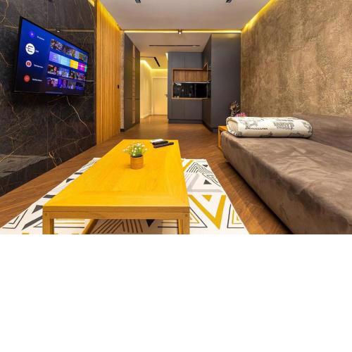 Style and luxury 10mins Center