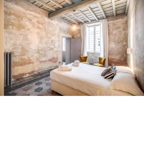 Stylish and Spacious Apartment next to the Colosseum