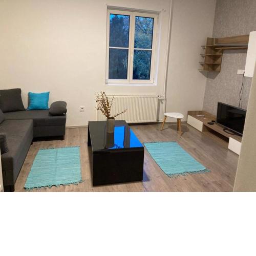 Stylish Apartment Bedrooms/ Haloszoba egy Stilusos Lakasban