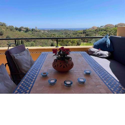Stylish apartment in Elviria Hills/Marbella
