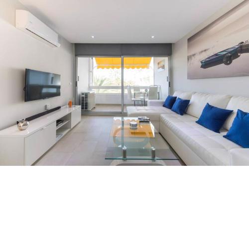 Stylish Apartment with Balcony in centre of Playa del Ingles