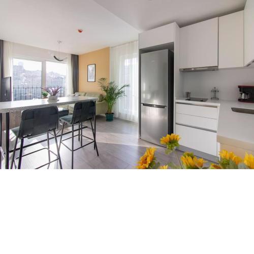 Stylish & Compact 1BR Residence w Free Shuttle #46