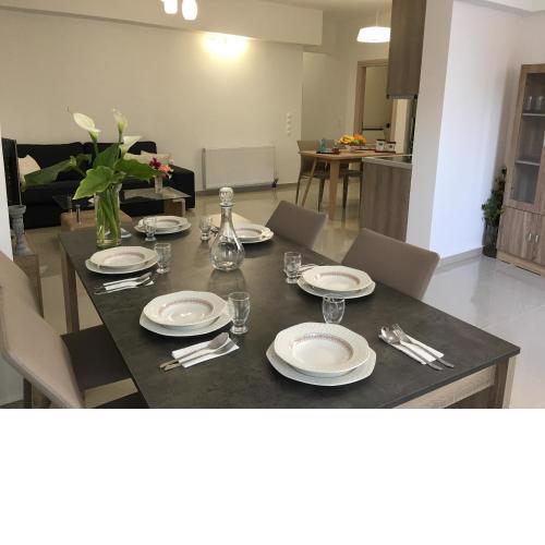 Stylish home - comfortable holidays near the beach.
