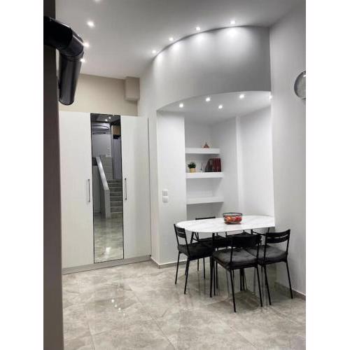 Stylish Loft Nicol in the Thessaloniki center -1fl