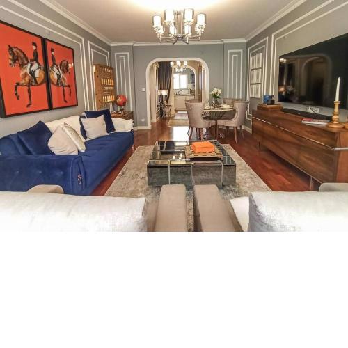 Stylish Luxury Flat, Experience Istanbul Living