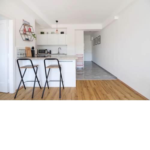Stylish, new, central and close to the main station