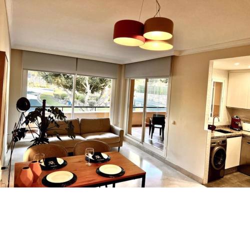 Stylish reformed 1 bedroom!
