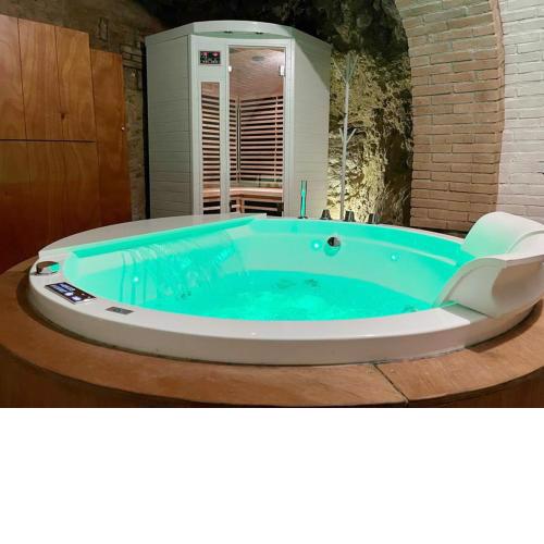 Suite In Love 21