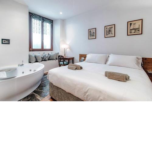 Suite Lo Storico - By House Of Travelers